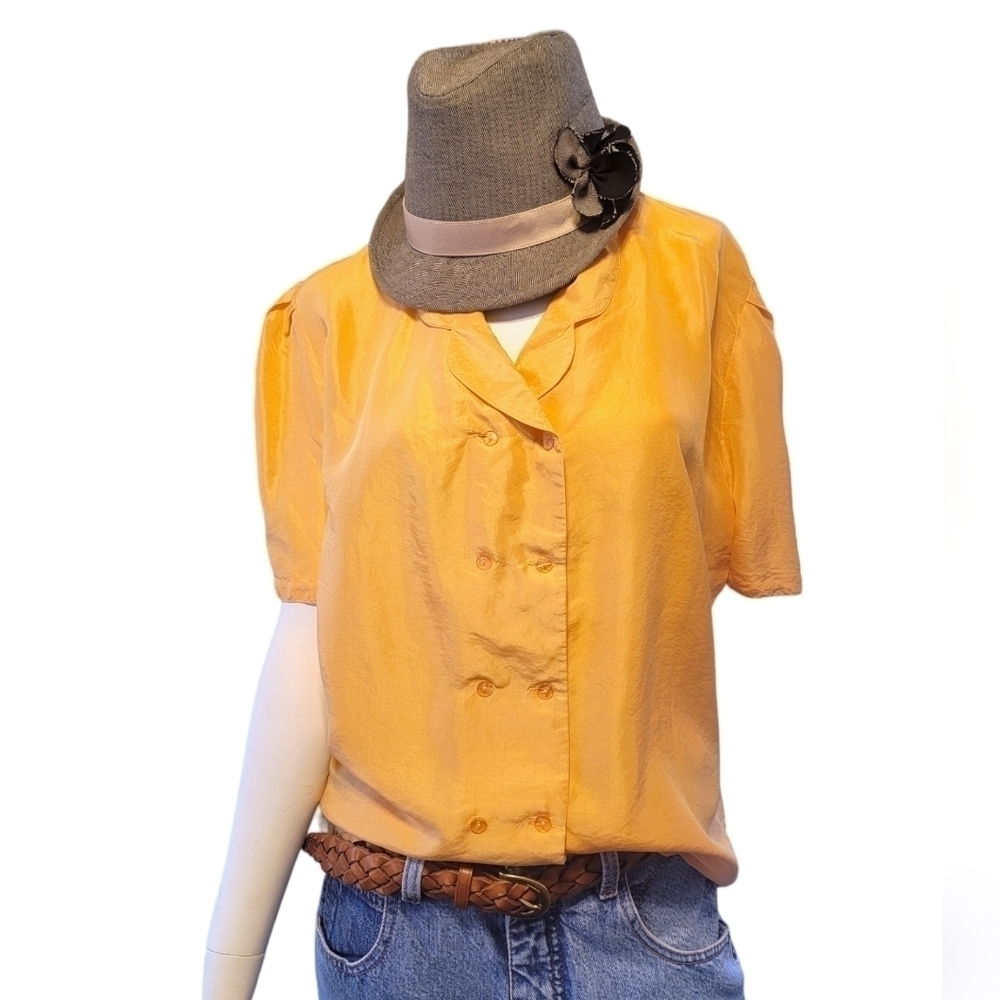 Vintage Golden Gate Melon 100% Silk Button Down Blouse Size 38 Ladies Med